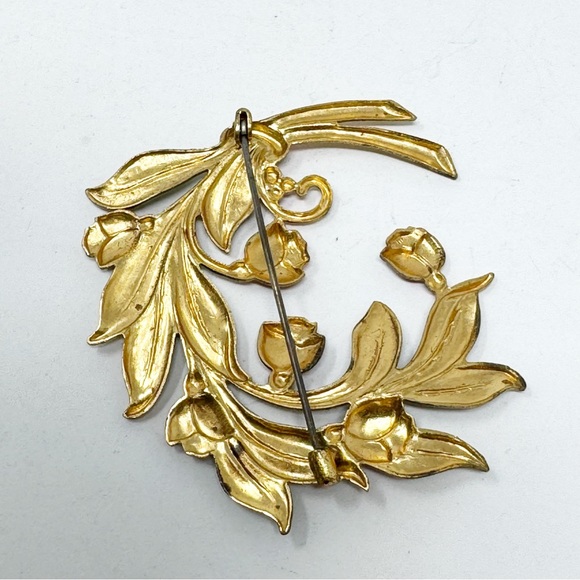 Vintage Enamel Flower Boutique Brooch Pin - Picture 4 of 9